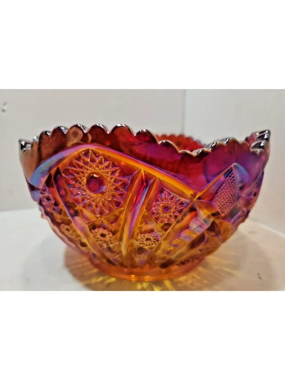 Vintage Indiana Glass Sunset Orange Amberina Heirloom Carnival Glass Bowl 8.5”